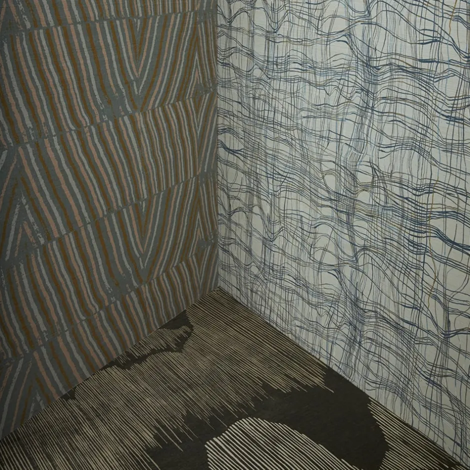 Wallcoverings<Kelly Wearstler cascadia wallpaper NOIR