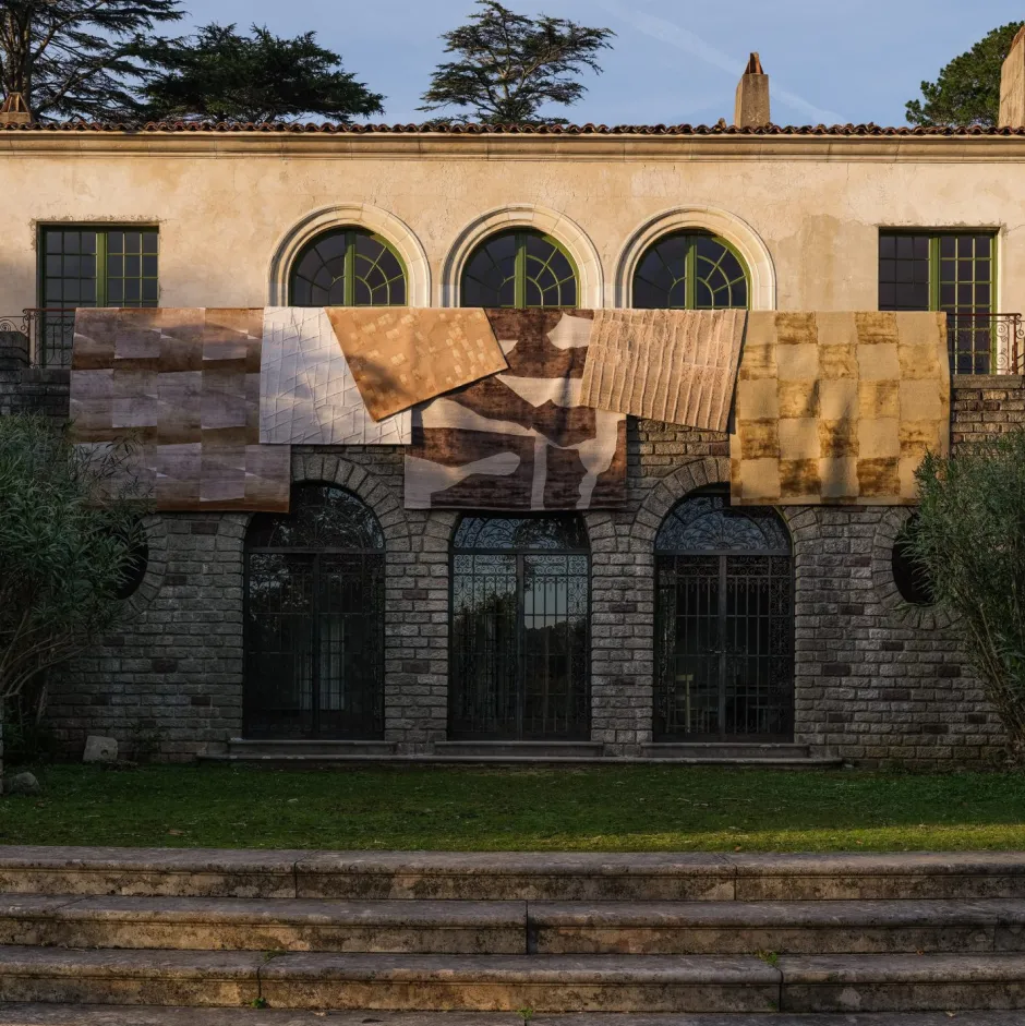 Crescendo Collection<Kelly Wearstler crux AUBURN