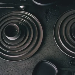 Dune Collection|Dinnerware<Kelly Wearstler dune 11" plate, set of 4 SLATE