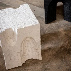 Side Tables<Kelly Wearstler echo stool WHITEGESSO