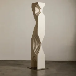Art & Sculpture<Kelly Wearstler echo totem WHITEGESSO