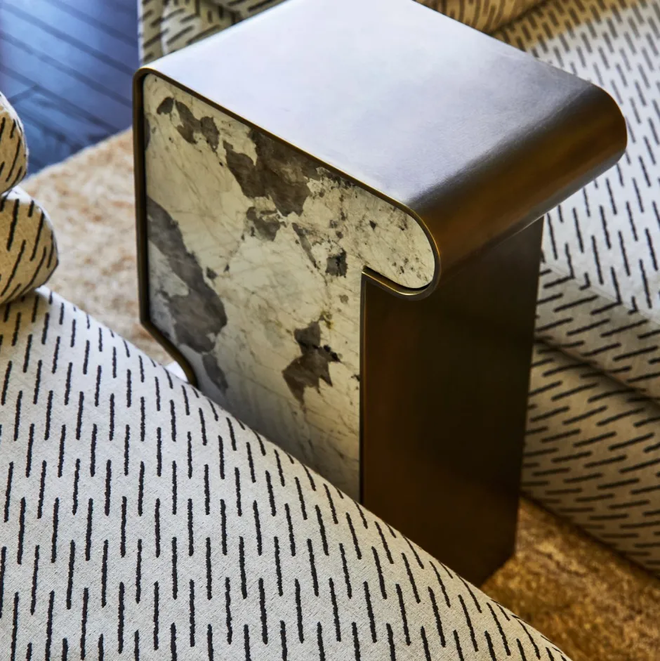 Fabrics<Kelly Wearstler esker weave EBONYONIVORY