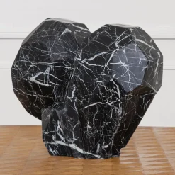 Objects<Kelly Wearstler fractured heart large NEROMARQUINA