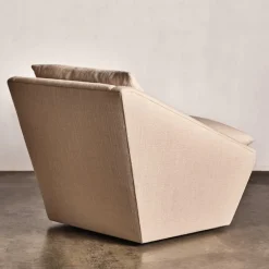 Lounge Chairs<Kelly Wearstler harper swivel chair