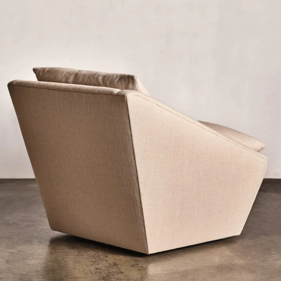 Lounge Chairs<Kelly Wearstler harper swivel chair