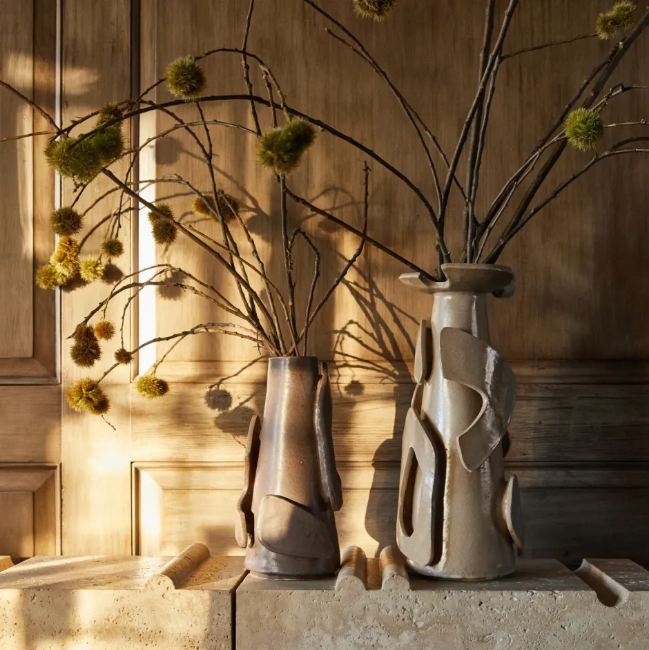 Entertaining|Vases<Kelly Wearstler large vessel FROSTEDFLAX
