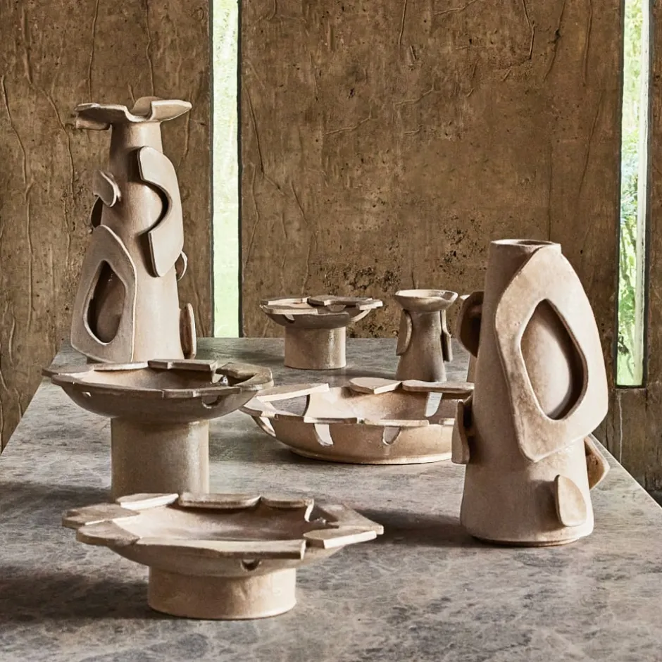 Entertaining|Vases<Kelly Wearstler large vessel FROSTEDFLAX