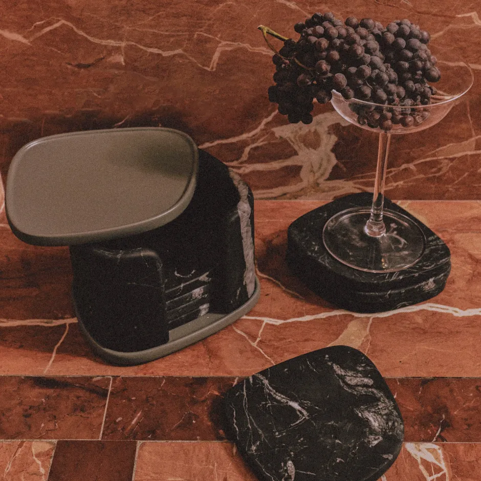 Barware<Kelly Wearstler maris marble coaster set NEROMARQUINA
