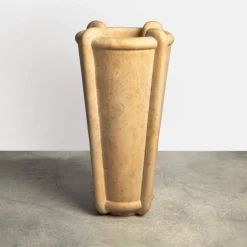 Vases<Kelly Wearstler nudo large vase EMPERADOGOLD