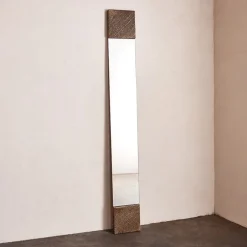 Mirrors<Kelly Wearstler superluxe balthus floor mirror TEXTUREDBURNISHEDBRASS