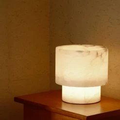 Table<Kelly Wearstler una small table lamp ALABASTER