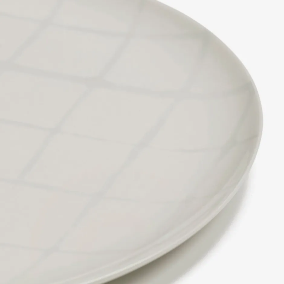 Zuma Collection|Dinnerware<Kelly Wearstler zuma 13" charger plate SALT